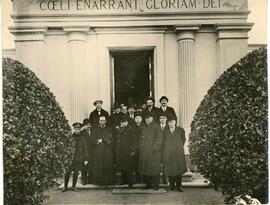 Visita de Galo Ponte y otras autoridades al observatorio de Cartuja (19/01/1927).