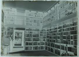 Salas de la biblioteca del Colegio Máximo.