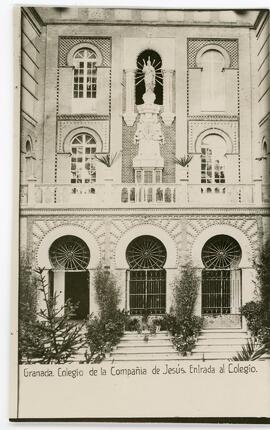 Entrada del Colegio de la Compañía de Jesús  en Granada