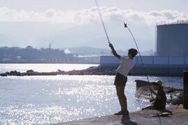 Luces de Andalucía 43. Niños pescando.